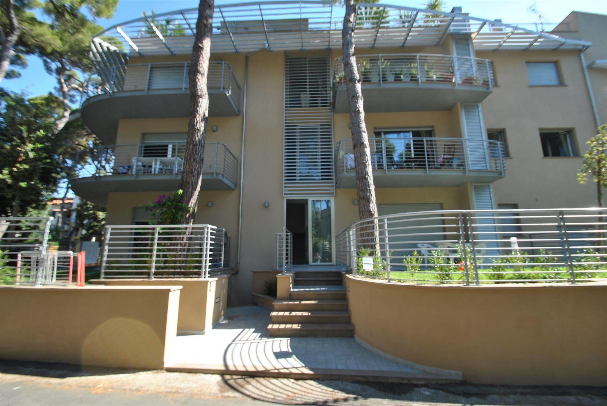 Residenza Venus Apartment กัสตีลยอนเชลโล ภายนอก รูปภาพ